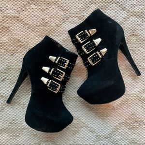 Steve Madden Platform Booties